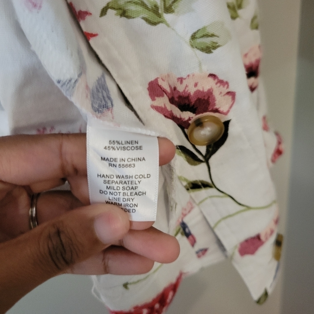 Tahari Women's Plus Size White Floral Linen Blend Shirt Jacket. Size 1X Coastal - Picture 11 of 13